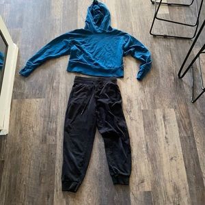 Joy Lab jogger set